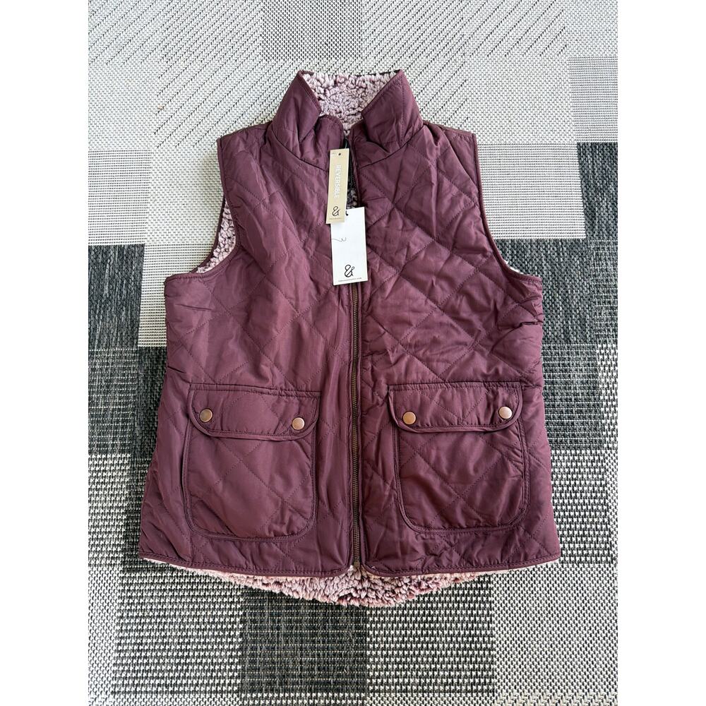 THREAD & SUPPLY Women's Reversible Quilted Vest Small Burgundy Full Zip NEW